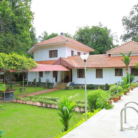 Ayuryogashram Heritage Thrissur Ngoại thất bức ảnh